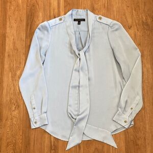 Banana Republic Light Blue women’s blouse with Tie Epaulette xs